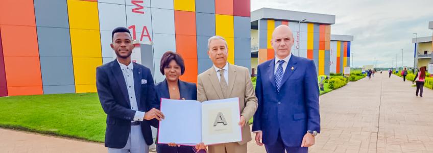 Unic-Embaixada-de-Angola-na-Espanha-no-encerramento-da-exposição-de-Miro